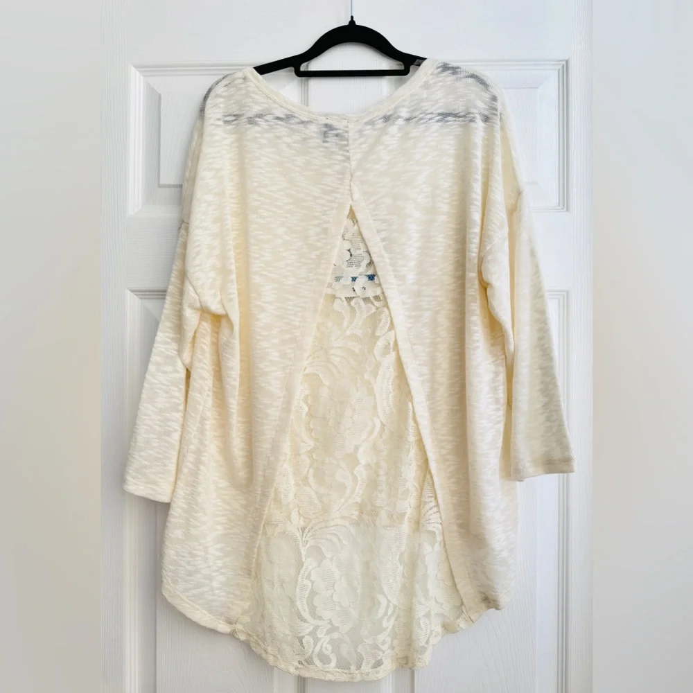Cream Lace Back Women's Top, Size XL - NWT - Picture 2 of 9